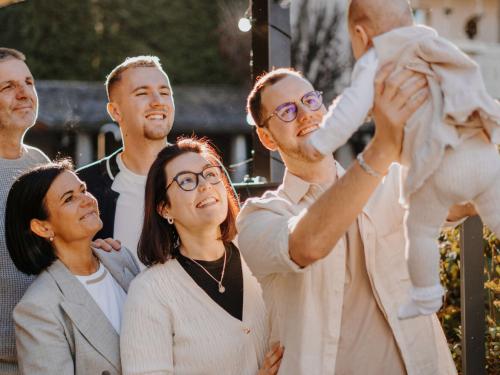 Family & Friends Week -25% Family & Friends Week -25%